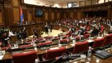 Парламентская оппозиция Армении назвала условие сложения мандатов на пути к выборам