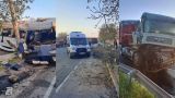 В Молдавии грузовик с прицепом врезался в рейсовый автобус — видео