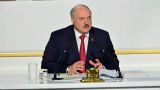 Лукашенко: Запад превратил Украину в наркомана