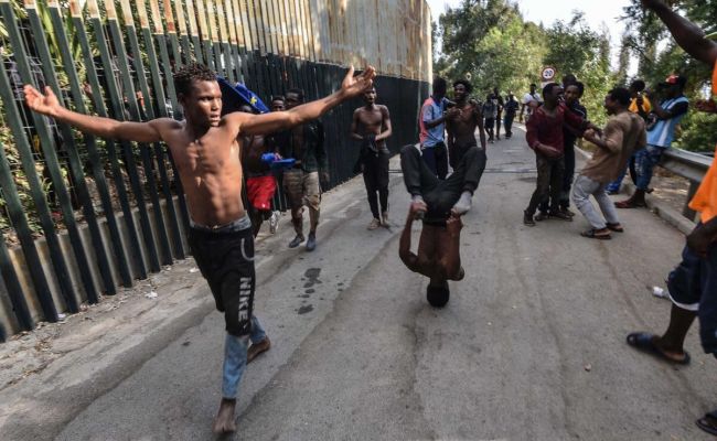 В Испании установлен рекорд по численности населения, но испанцев стало меньше