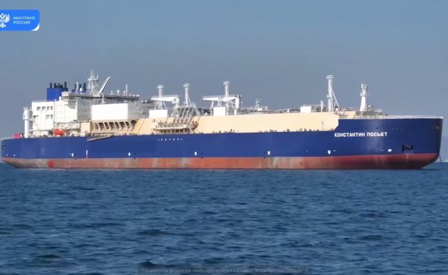 Второй российский газовоз тихо покинул верфь Второй российский газовоз тихо покинул верфь