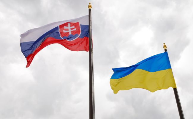 Словакия и Украина проведут встречу на уровне правительств, тема засекречена