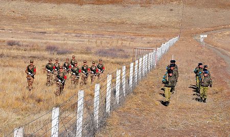 Китай построит погранзаставы на таджикско-афганской границе