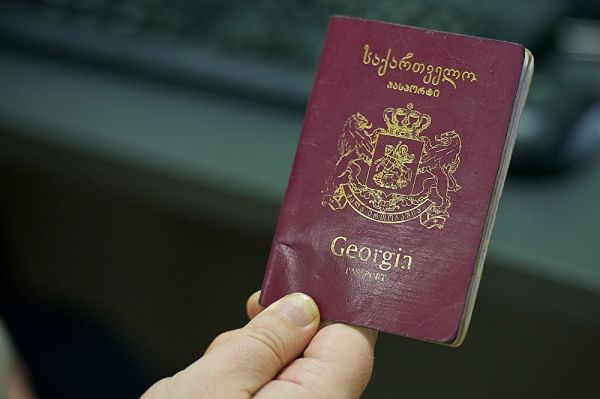 ЕС отложил решение о безвизовом режиме для Грузии