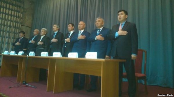 Суд в Киргизии арестовал представителя оппозиции по делу о захвате власти