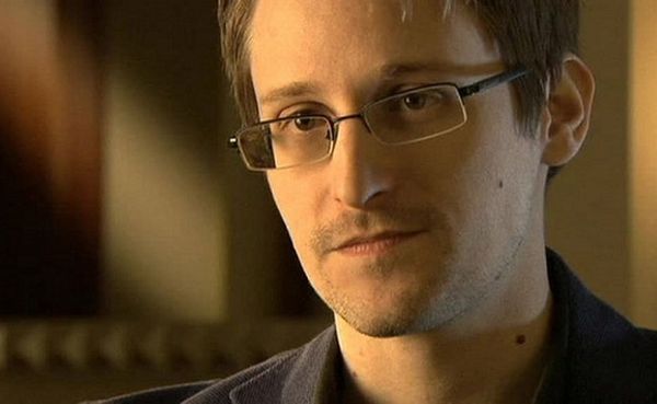 Сноуден назвал слухи о собственной смерти безумно преувеличенными