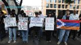 SOS Арцах: армянская оппозиция пришла к посольствам мировых держав с акцией протеста