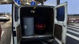 В Ростовской области полицейские конфисковали у спекулянта 1,6 тонны бензина в бочках