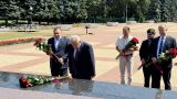 Армянский посол почтил память бойцов из Курска, погибших в ходе СВО