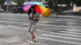 Синоптики предупредили о дождях и грозах в Москве и области