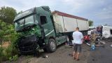 На Украине маршрутка столкнулась с грузовиком на Одесской трассе, погибли 12 человек