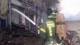 Пожарным удалось локализовать крупный пожар в Санкт-Петербурге