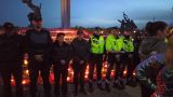 Полиция Латвии: Для разгона людей в парке Победы приходится применять силу