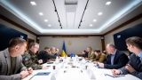 На Украину прибыло военное командование НАТО. Сейчас бы бахнуть…