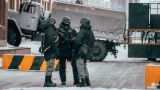 Казахстанские военные размещены на всех блокпостах