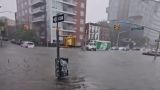 Мэр Нью-Йорка объявил о ЧС через четыре часа после начала потопа — кутил на вечеринке
