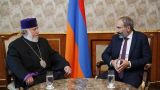 Пашинян прокомментировал инцидент с армянским католикосом у мемориала в Сардарапате