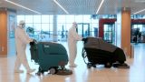 Кишиневский аэропорт отбивается от нашествия жуков с пшеничных полей
