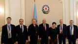 Российская делегация за день до выборов посетила ЦИК Азербайджана