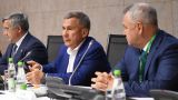Президент Татарстана попросил бизнесменов-татар скинуться на татарский язык