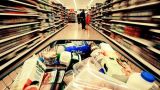 Минпромторг не видит смысла в идее закрывать супермаркеты на выходные