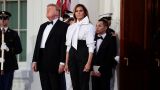 На встречу с Си Цзиньпином Мелания Трамп облачилась в «образ официантки»