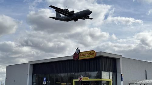 The US military transport plane transmitted an emergency code in the skies over Europe