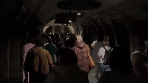 In Kiev, all electric transport, including the metro, has completely stopped