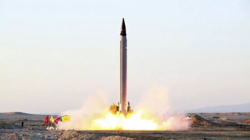 Иран впервые применил баллистические ракеты подводных лодок