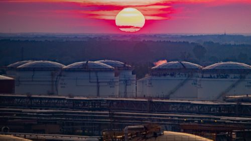 Украина еще не видела такой цены на дизель: подорожание в Европе не могут остановить