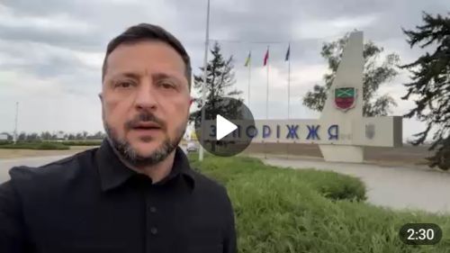 Зеленский прокололся: Обращение при въезде в Запорожье сделано на фоне хромакея