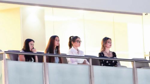 Alina Kabayeva and Mehriban Aliyeva cheered together for gymnasts in Baku
