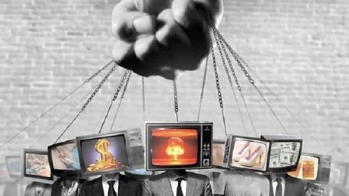 The "Fourth Power" in Russia, the USA and Europe: secret mechanisms and efficiency assessment
