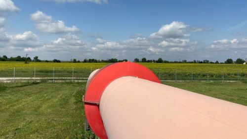 Орбан запоздал с отключением Украины от газа через Венгрию: потоки продолжаются