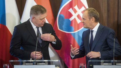 Onet: the appearance of Fico prevented Tusk from joking about the "absence of Russians" at the EU summit