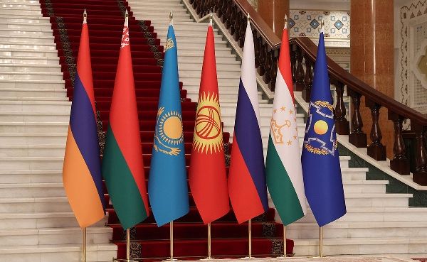 Саммит ОДКБ в Ереване: Патрушев прибыл, Лавров на месте, ждëм Путина