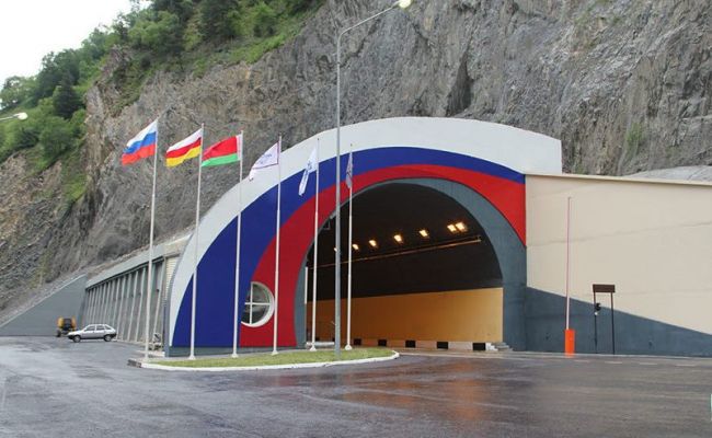 Дорога между Россией и Южной Осетией остается закрытой