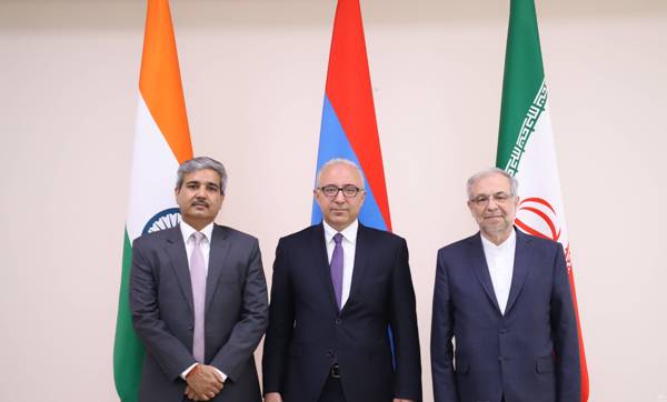Армения, Иран и Индия провели дипломатические консультации: намечается новый альянс