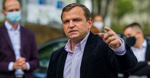 Нэстасе требует от Усатого извинений: Я не работаю на Додона 2 8550285a64b30cb1fc86c01d4f8dc Нэстасе требует от Усатого извинений: Я не работаю на Додона