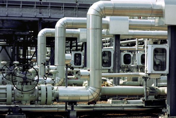 Газ не доходит до крупнейшего хранилища в Европе: Берлин экономит деньги