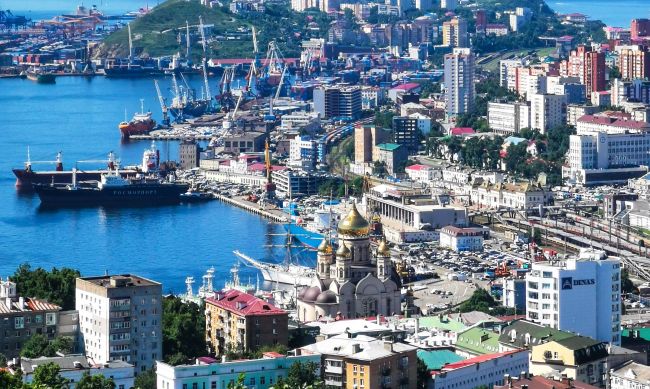Украина перед переговорами в Стамбуле нанесла удар по Владивостоку — Bloomberg