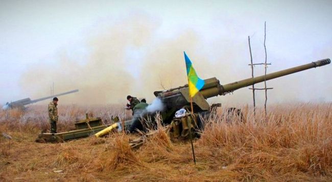 Война продолжается: Украинская артиллерия обстреляла машиностроительный завод в Ясиноватой